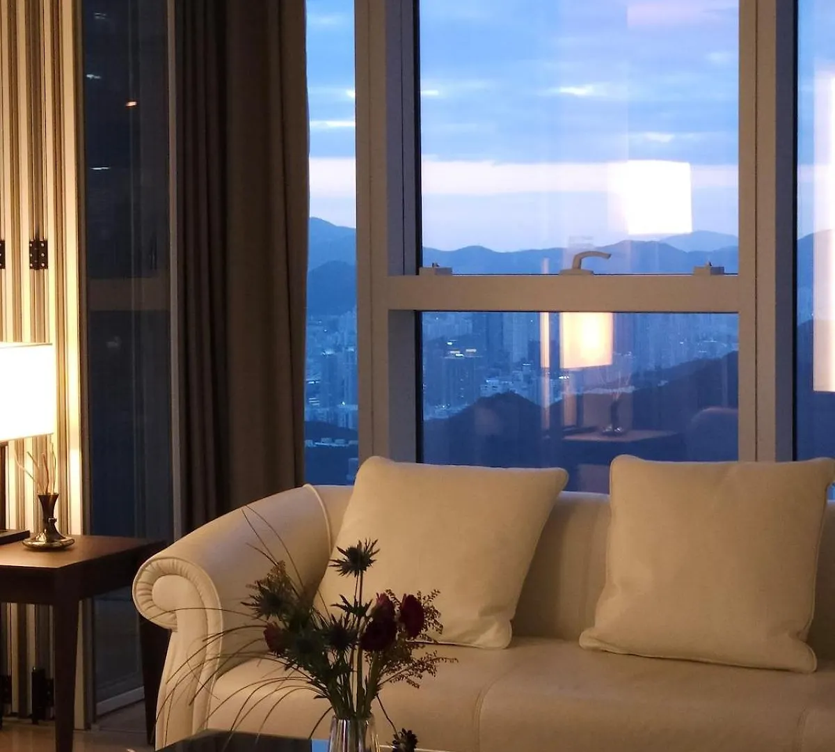 Apartment 3B3B Luxury Beach Condo With Breathtaking Views Busan