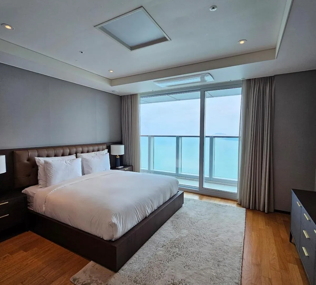 3B3B Luxury Beach Condo With Breathtaking Views Busan 0*,  South Korea